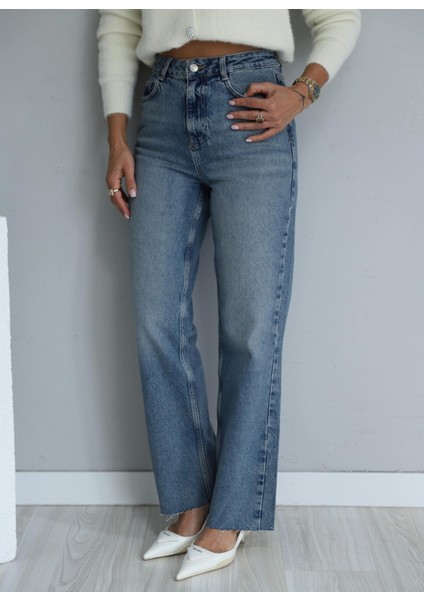 Taşlamalı Lazer Kesim Jean