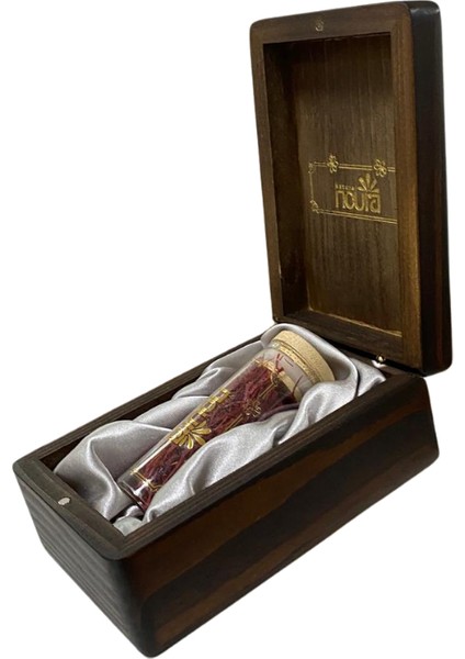 Safran Baharatı 3 gr Özel Ahşap Kutu modelleri