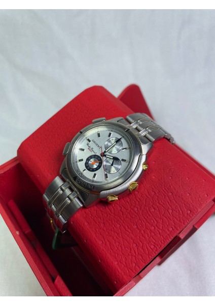 BS902025107B Retro Model Yuvarlak Metalik Kasa Üç Fonksiyonlu Gri Kadranlı Şık Erkek Kol Saati modelleri