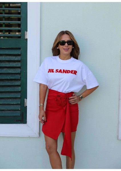 Kırmızı Üçlü Gül Broş Detay Parçalı Etek fırsatları