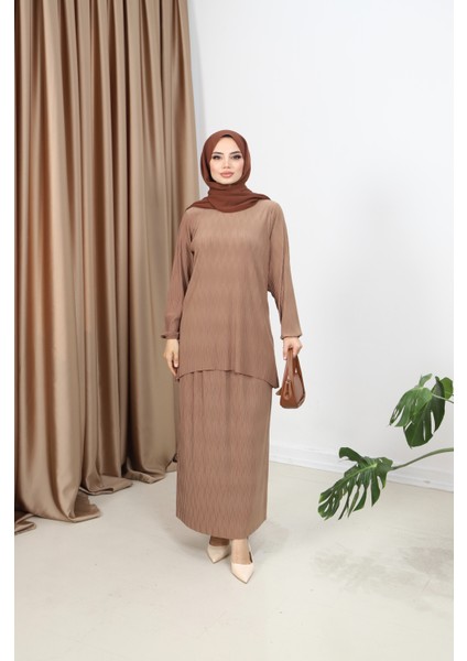 Manolya Kıraşlı Etekli Takım