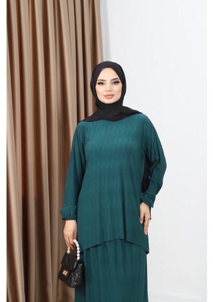 Manolya Kıraşlı Etekli Takım fırsatları