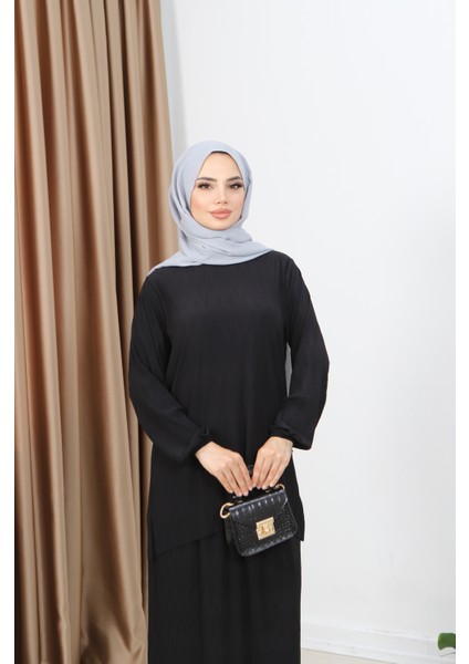 Manolya Kıraşlı Etekli Takım fırsatları