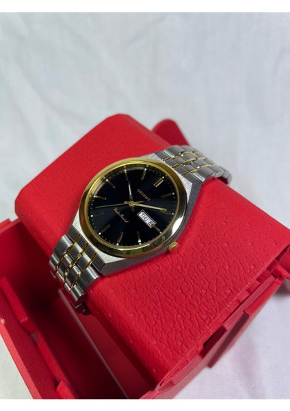 BS902025111A Retro Model Yuvarlak Çelik Kasa Sarı Çerçeveli Gün & Ay Takvimli Siyah Kadranlı Lüks Erkek Kol Saati