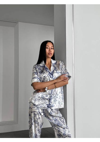 Çiçek Desen Pijama Takımı fırsatları