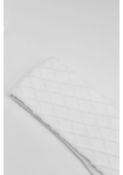 Bistyle Tekli Ekose Kabartma Penye Külotlu Çorap BS50105 Beyaz fırsatları