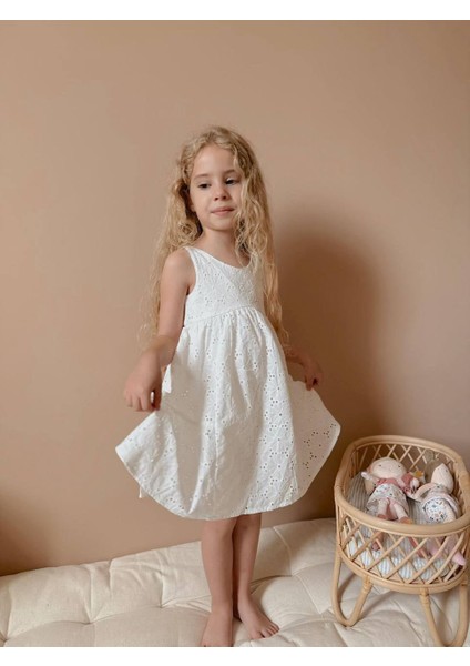 Yigit Butik Brode Kumaş Askılı Kız Çocuk Elbise fiyatları