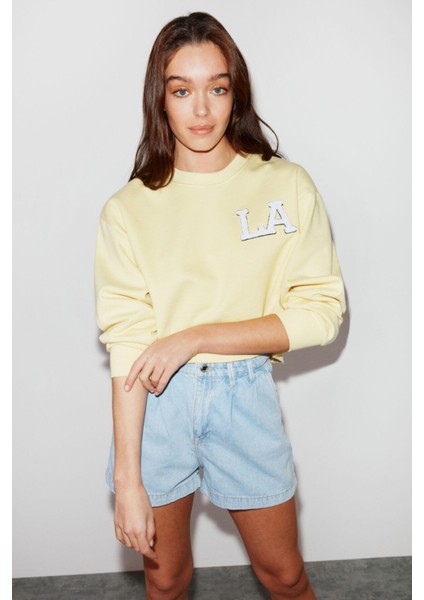 Clara Kadın Hafif Dökümlü Yakası Dantelli Askılı Büyük Beden Sarı Sweatshirt