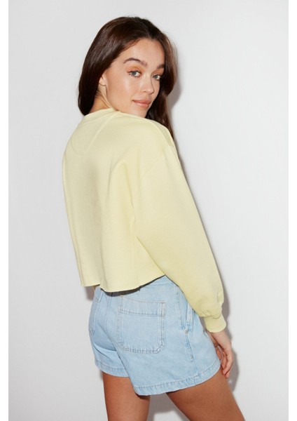 Clara Kadın Hafif Dökümlü Yakası Dantelli Askılı Büyük Beden Sarı Sweatshirt
