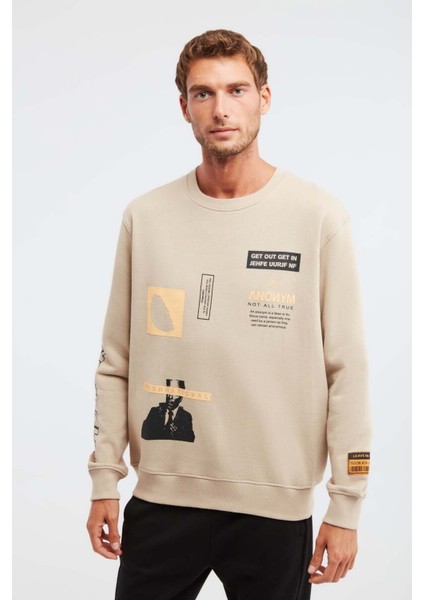 Mıdtown Erkek Çok Pozisyonlu Baskılı Büyük Süs Etiketli Içi Polarlı Bej Sweatshirt