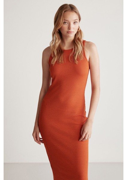 Carına Kadın Geniş Fitilli Esnek Kumaşlı Vücüda Oturan Bodycon Maxi Kiremit Rengi Elbise modelleri