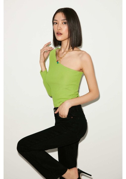Bloom Asimetrik Slim Fit Yeşil Bluz