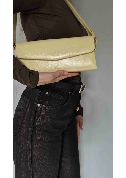 Tereyağı Sarısı Butter Yellow Baget Çanta