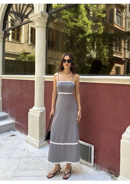 AYDOGANTICARET44 Askılı Uzun Şerit Detaylı Şık ve Rahat Elbise - Gri