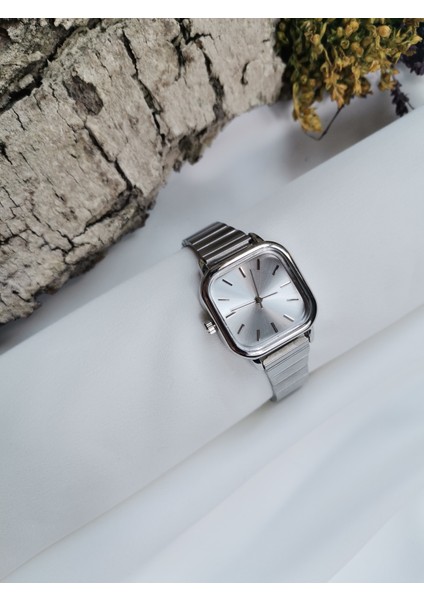 Elegant Kare Kasa 316 L Çelik Kadın Saati