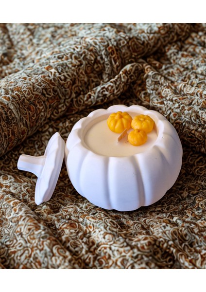 Bal Kabağı Şekilli, Limon Kokulu, Ahşap Fitilli Mum