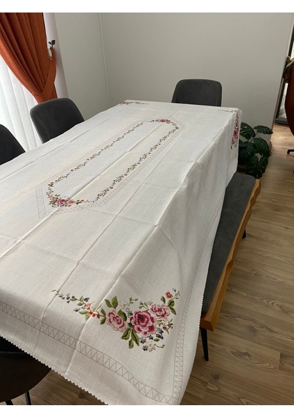 Kanaviçe Desenli Taş Renk Masa Örtüsü 160X220 cm