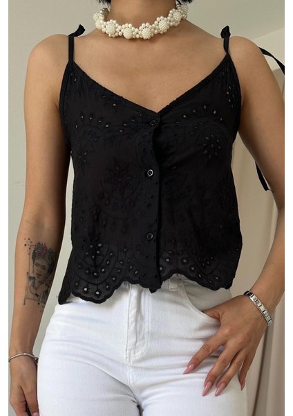 AYDOGANTICARET44 Siyah Bağcıklı Brode Bluz modelleri