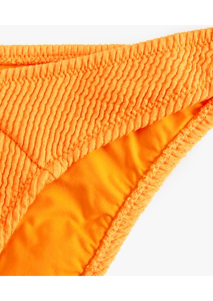 Asimetrik Bel Detaylı Dokulu Brazilian Bikini Altı modelleri