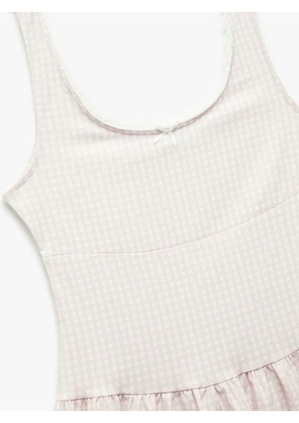 Kolsuz U Yaka Bürümcük Volanlı Fiyonklu Pötikareli Kloş Mini Elbise modelleri