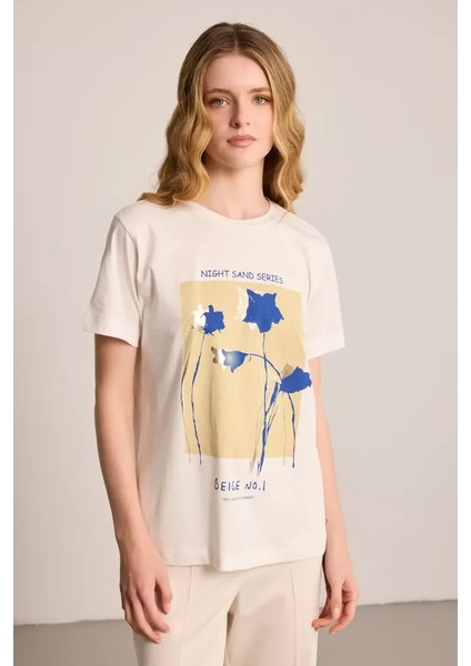 Çiçek Baskılı T-Shirt - Ekru
