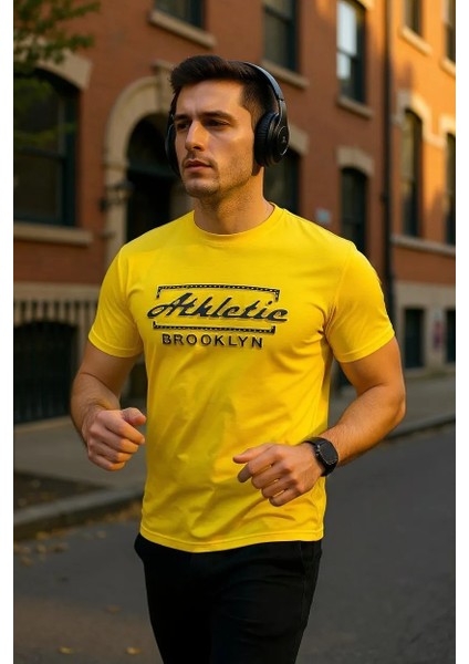Erkek Sarı Slim Fit Kabartma Baskılı Pamuklu T-Shirt