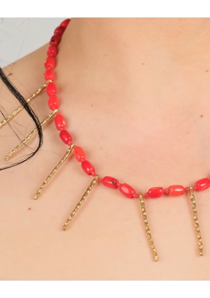 El Yapımı Mercan & Bronz Çubuk Sallantılı Kolye – Boho Vintage Statement Takı