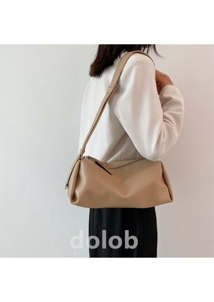 Basit ve Büyük Kapasiteli Koltuk Altı Çanta 2023 Yeni Moda Tembel Rüzgar Gelişmiş Yumuşak Deri Tek Omuz Messenger Çanta Yastık Çantası (Yurt Dışından) fiyatları