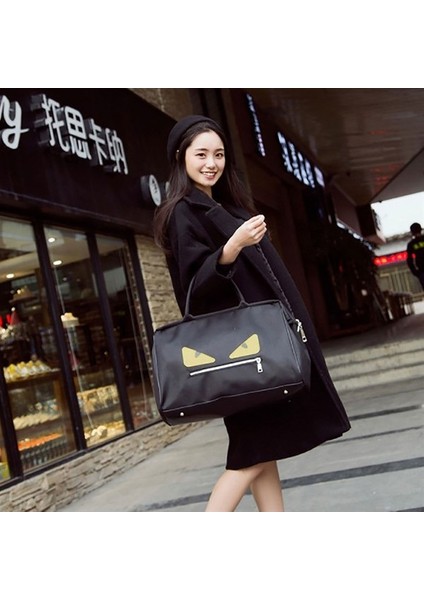 Büyük Kapasiteli Hafif Taşınabilir Kadın Seyahat Çantası (Yurt Dışından) fiyatları