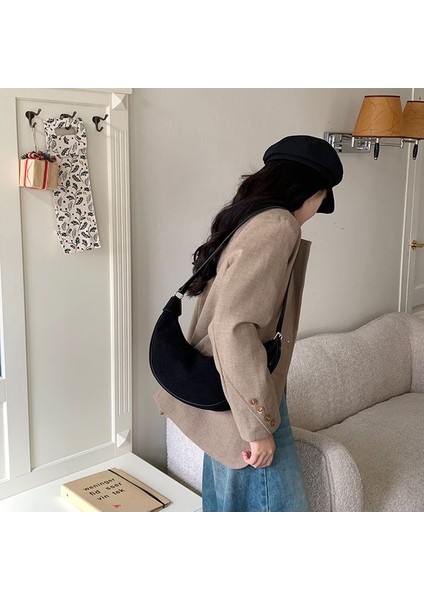 Moda Tek Omuz Koltuk Altı Çantası Kadın Taşınabilir Işe Gidiş Geliş Çok Yönlü Crossbody Hilal Çanta (Yurt Dışından)