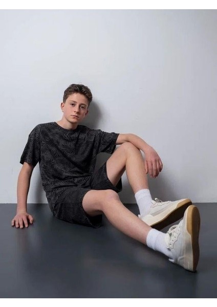 Erkek Çocuk Palmiye Desenli T-Shirt Şortlu Takım indirimleri