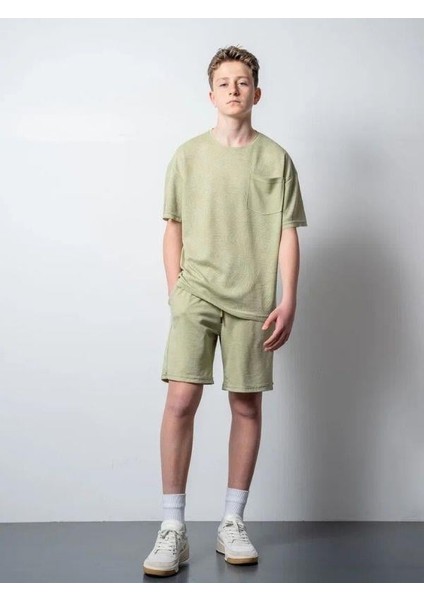 Erkek Çocuk Palmiye Desenli T-Shirt Şortlu Takım indirimleri