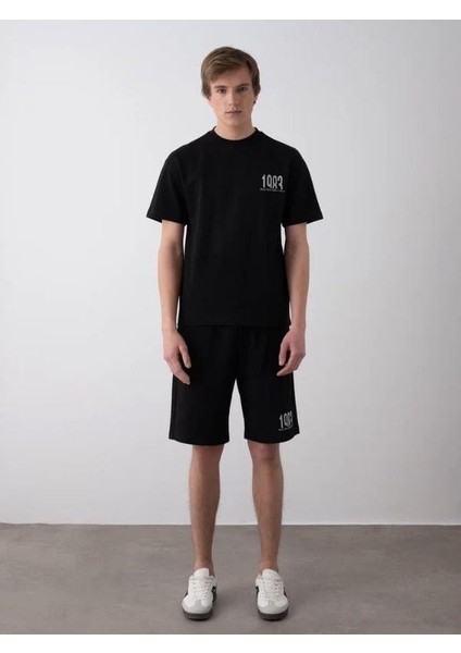 Erkek Çocuk 1983 Yazılı Pamuklu Oversize T-Shirt Şortlu Takım fırsatları