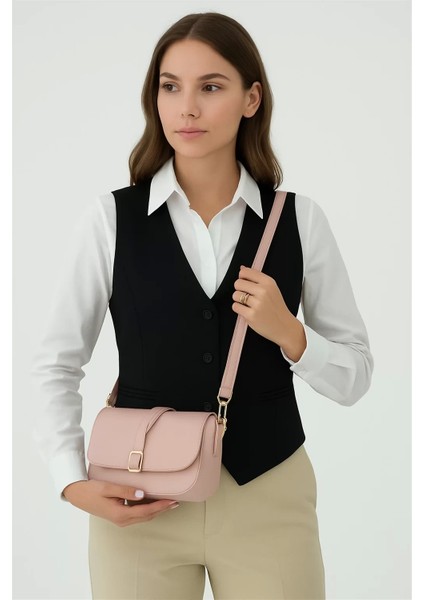 Kadın Minimalist Çapraz Askılı Suni Deri Çanta Günlük ve Şık Kullanım Modern Stil Trend Tasarım fiyatları