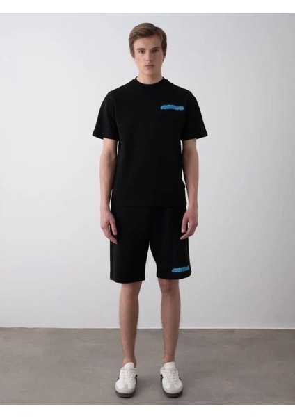 Erkek Çocuk Sırt Baskılı Pamuklu Oversize T-Shirt Şort Takım