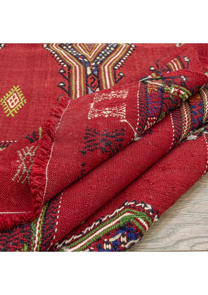 Birgos Anahtar Motifli Yün Kilim 164X225 cm indirimleri
