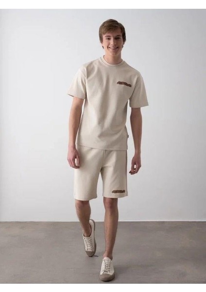 Erkek Çocuk Sırt Baskılı Pamuklu Oversize T-Shirt Şort Takım fırsatları