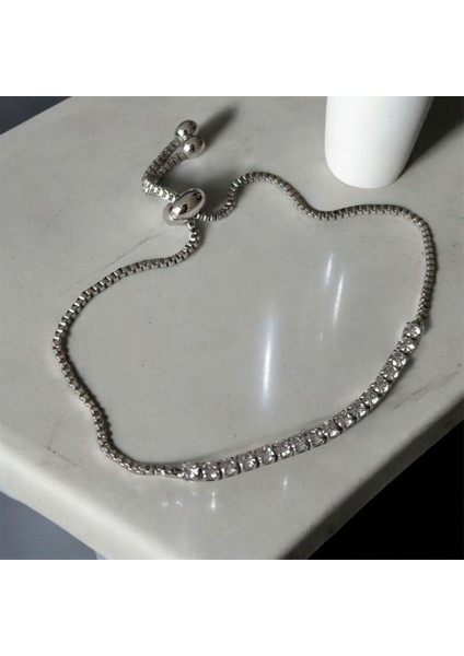 Olala Zirkon Taşlı Rodyum Kaplı Su Yolu 14 Şubat Sevgiliye Hediye Abiye Şık Lüks Asansörlü Bileklik modelleri