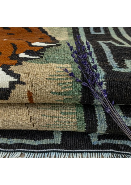 Terra Aslan Desenli El Dokuma Kilim 177X263 cm fırsatları