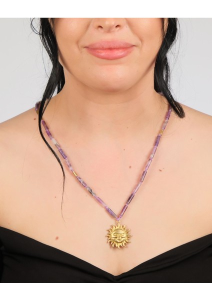 El Yapımı Ametist Silindir Boncuklu Bronz Güneş Yüz Kolye – Boho Vintage Statement
