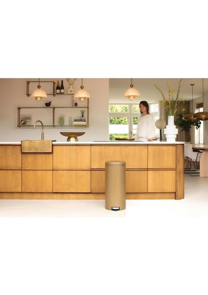 Çöp Kutusu Newıcon Warm Brass Pedallı 30 Lt Çöp Kovası