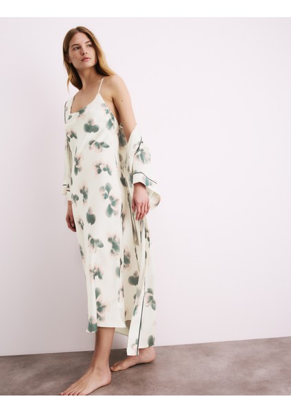 Rosie Çiçek Desenli Uzun Saten Gecelik modelleri
