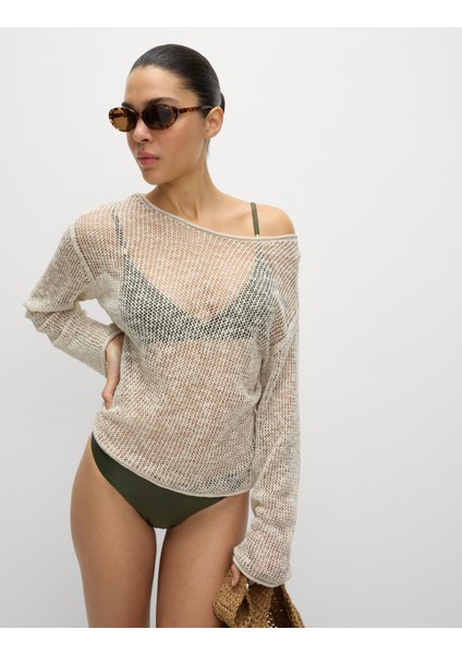 Şerit Detaylı Derin V Yaka Bikini Üstü fiyatları