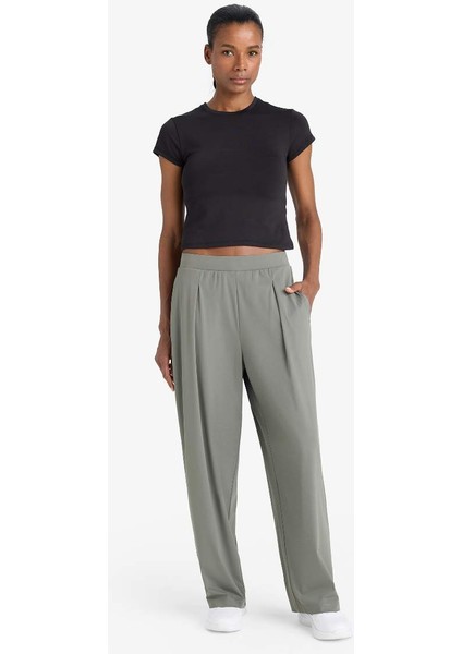 Yeni Sezon Defactofit Straight Fit Geniş Paça Standart Boy Sporcu Pantolon modelleri