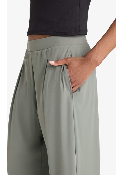 Yeni Sezon Defactofit Straight Fit Geniş Paça Standart Boy Sporcu Pantolon indirimleri
