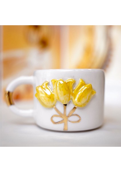 24K Altın Süslemeli Sarı Lale Temalı El Yapımı Seramik Mug indirimleri