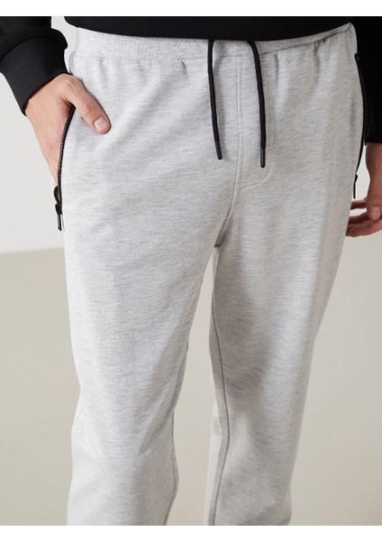 Yeni Sezon Standart Kalip Erkek Jogger Esofman Alti - S52642Z8 modelleri