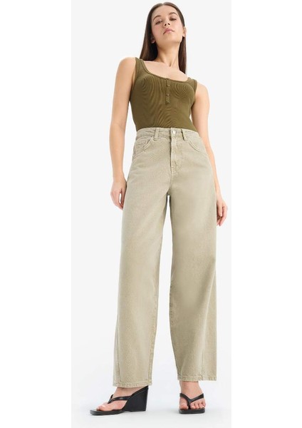 Yeni Sezon Afra x Defacto Coool Baggy Fit Gabardin Pantolon Yıkamalı Normal Bel fırsatları