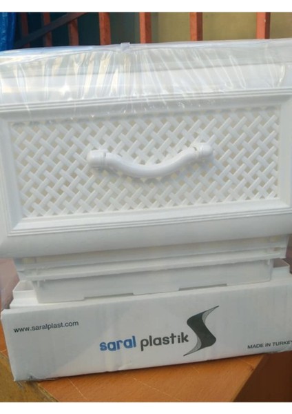 Büyük Boy Delikli Beyaz Plastik Çekmeceli 4 Katlı Sebzelik fırsatları