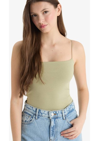 Yeni Sezon Fitted Kare Yaka Basic Düz Askılı Atlet